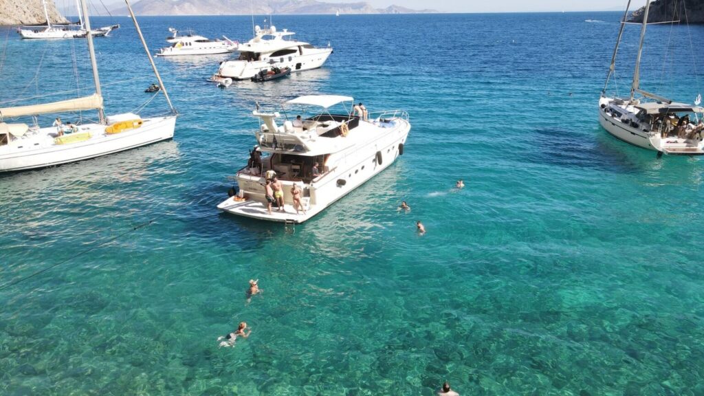 prestige-yacht-rhodes-island-2-1-1536x864-24